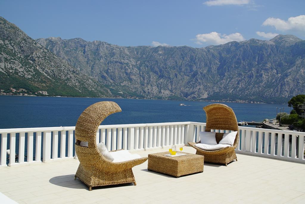 Penthouse Stoliv New Spa-Pool Villa Is Located 5M From The Sea, Exclusive Terrace,Private Jetty Wih Sunbeds, Pebble Beach, Secluded Location Total Area 375M2 At Your Disposal Котор Екстериор снимка
